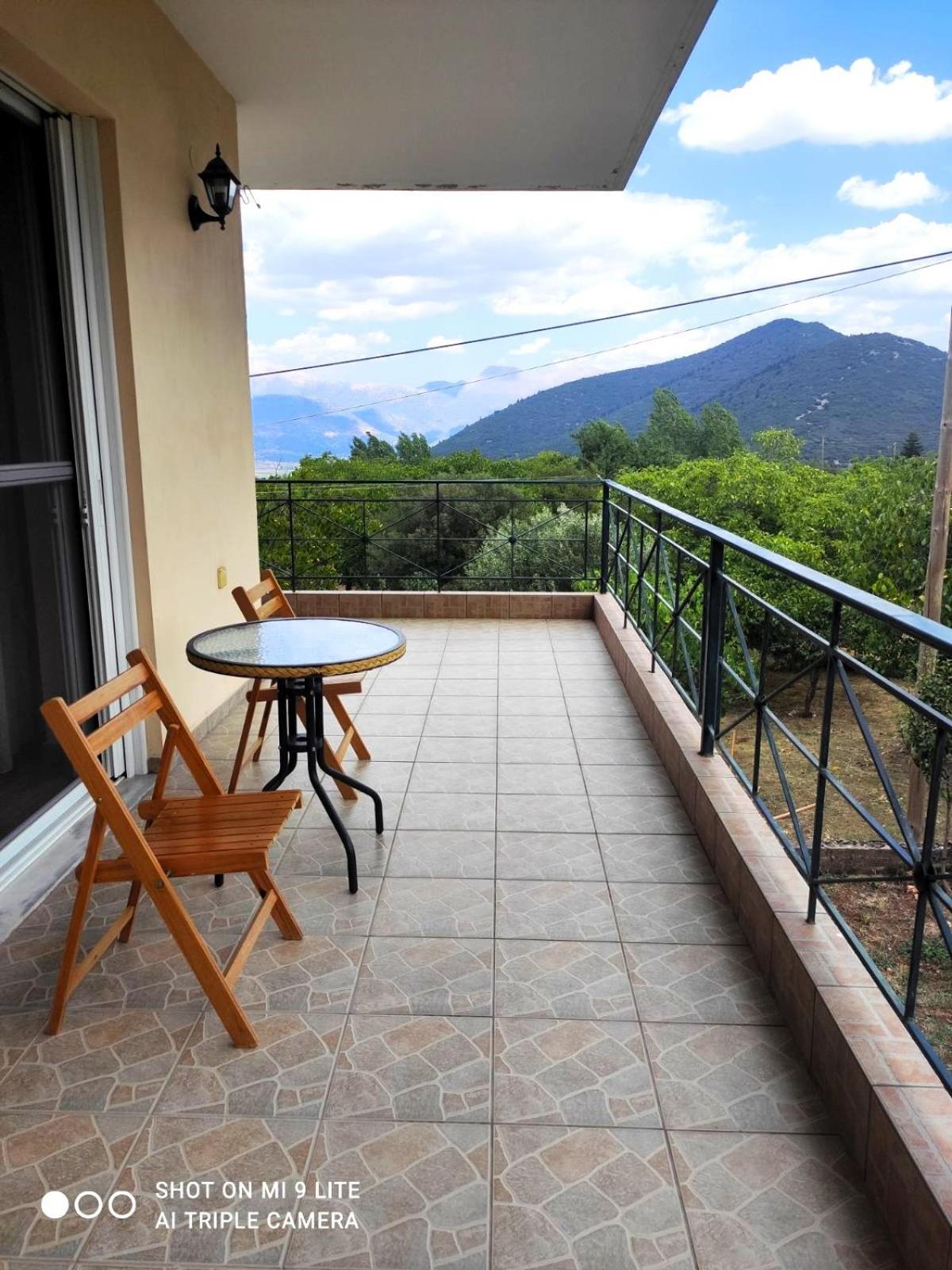 Το Αλώνι Apartment Vlacherna Luaran gambar
